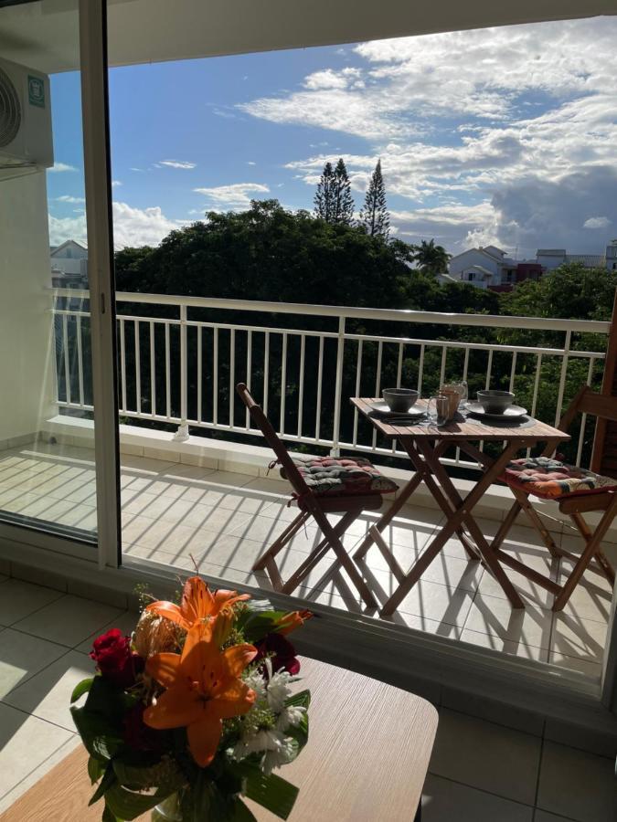 Appartement Lumineux Renove A Neuf Saint Pierre Exterior foto