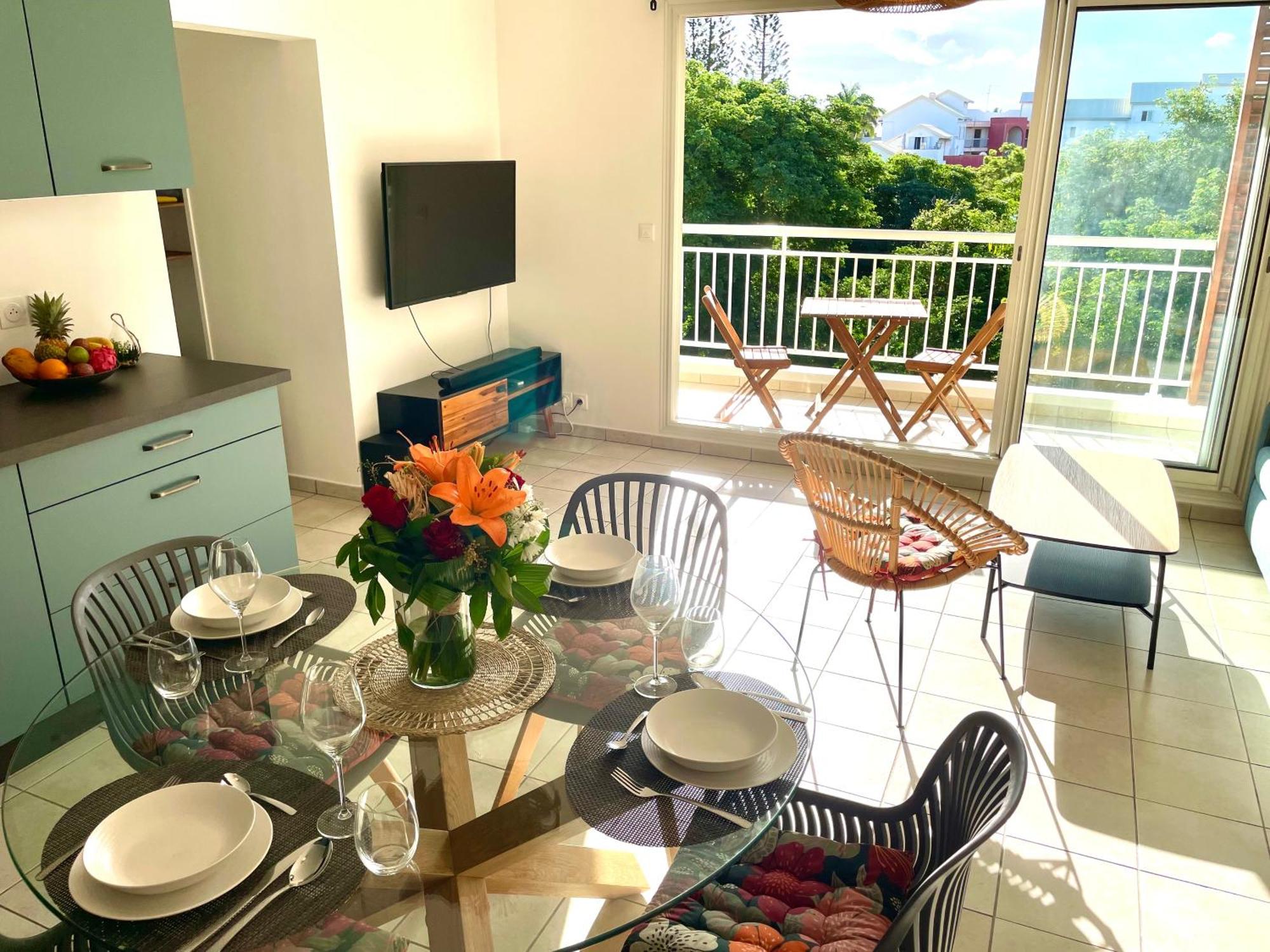 Appartement Lumineux Renove A Neuf Saint Pierre Exterior foto